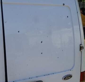 Белый Форд Транзит Коннект, объемом двигателя 1.8 л и пробегом 320 тыс. км за 2000 $, фото 8 на Automoto.ua