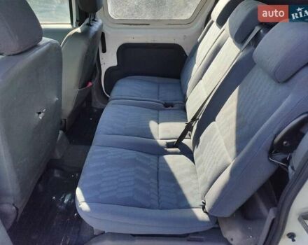 Белый Форд Транзит Коннект, объемом двигателя 1.8 л и пробегом 260 тыс. км за 4800 $, фото 11 на Automoto.ua