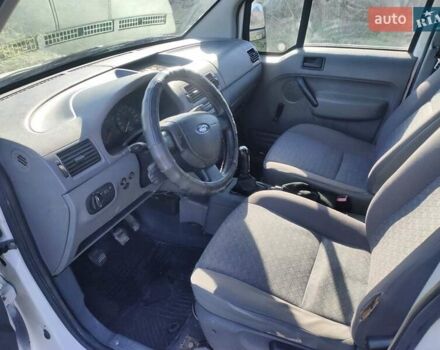 Белый Форд Транзит Коннект, объемом двигателя 1.8 л и пробегом 260 тыс. км за 4800 $, фото 6 на Automoto.ua