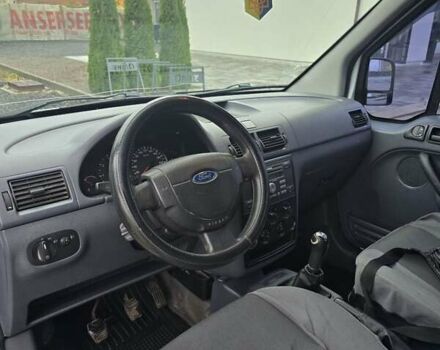 Белый Форд Транзит Коннект, объемом двигателя 1.8 л и пробегом 310 тыс. км за 5300 $, фото 4 на Automoto.ua