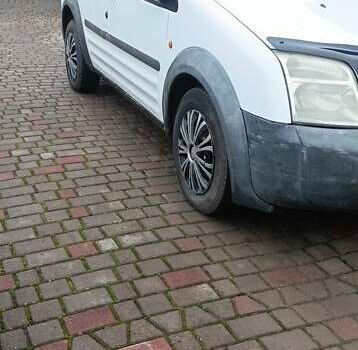 Белый Форд Транзит Коннект, объемом двигателя 1.8 л и пробегом 235 тыс. км за 4700 $, фото 1 на Automoto.ua