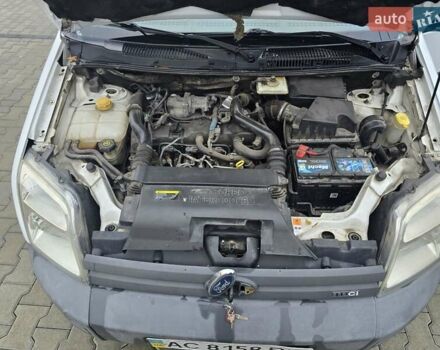 Белый Форд Транзит Коннект, объемом двигателя 1.8 л и пробегом 310 тыс. км за 5300 $, фото 21 на Automoto.ua