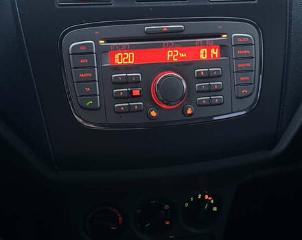 Белый Форд Транзит Коннект, объемом двигателя 1.8 л и пробегом 378 тыс. км за 4600 $, фото 23 на Automoto.ua