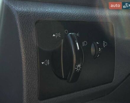 Белый Форд Транзит Коннект, объемом двигателя 1.8 л и пробегом 290 тыс. км за 5699 $, фото 16 на Automoto.ua