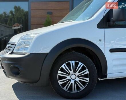 Белый Форд Транзит Коннект, объемом двигателя 1.8 л и пробегом 290 тыс. км за 5699 $, фото 3 на Automoto.ua