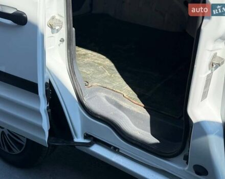 Белый Форд Транзит Коннект, объемом двигателя 1.8 л и пробегом 290 тыс. км за 5699 $, фото 28 на Automoto.ua