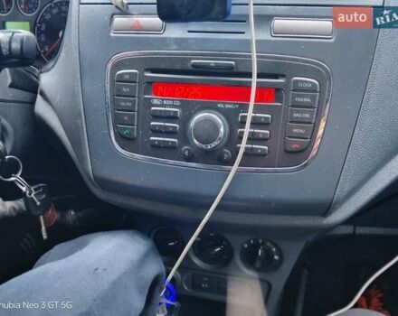 Белый Форд Транзит Коннект, объемом двигателя 1.8 л и пробегом 254 тыс. км за 6000 $, фото 9 на Automoto.ua