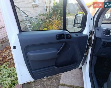 Белый Форд Транзит Коннект, объемом двигателя 1.8 л и пробегом 213 тыс. км за 6100 $, фото 24 на Automoto.ua