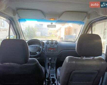 Білий Форд Транзит Коннект, об'ємом двигуна 1.8 л та пробігом 213 тис. км за 5700 $, фото 2 на Automoto.ua