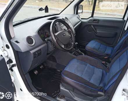 Белый Форд Транзит Коннект, объемом двигателя 1.8 л и пробегом 357 тыс. км за 4900 $, фото 17 на Automoto.ua