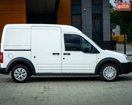 Белый Форд Транзит Коннект, объемом двигателя 1.75 л и пробегом 274 тыс. км за 3999 $, фото 1 на Automoto.ua