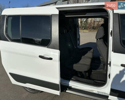 Білий Форд Транзит Коннект, об'ємом двигуна 1.56 л та пробігом 287 тис. км за 9750 $, фото 12 на Automoto.ua