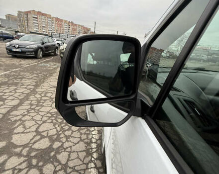 Белый Форд Транзит Коннект, объемом двигателя 1.5 л и пробегом 210 тыс. км за 12600 $, фото 12 на Automoto.ua