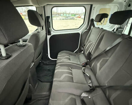 Белый Форд Транзит Коннект, объемом двигателя 1.5 л и пробегом 210 тыс. км за 12600 $, фото 10 на Automoto.ua