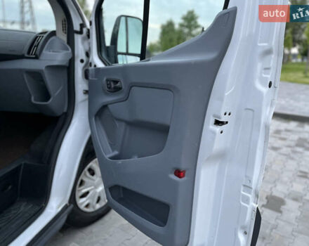 Білий Форд Транзит Коннект, об'ємом двигуна 3.7 л та пробігом 138 тис. км за 19499 $, фото 19 на Automoto.ua