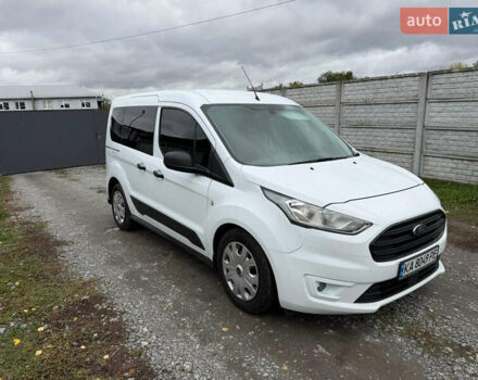 Білий Форд Транзит Коннект, об'ємом двигуна 1.5 л та пробігом 245 тис. км за 13950 $, фото 1 на Automoto.ua