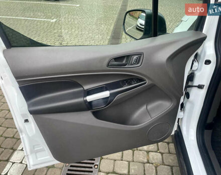 Белый Форд Транзит Коннект, объемом двигателя 1.5 л и пробегом 272 тыс. км за 10700 $, фото 20 на Automoto.ua