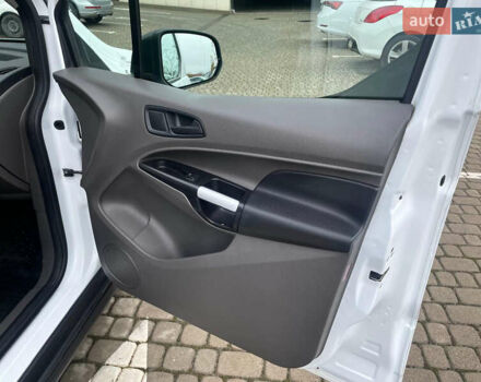 Белый Форд Транзит Коннект, объемом двигателя 1.5 л и пробегом 272 тыс. км за 10700 $, фото 23 на Automoto.ua