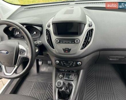 Белый Форд Транзит Коннект, объемом двигателя 0 л и пробегом 100 тыс. км за 10999 $, фото 12 на Automoto.ua