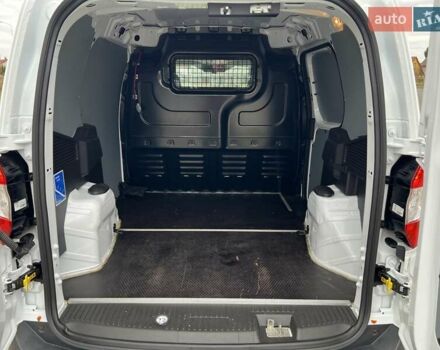 Белый Форд Транзит Коннект, объемом двигателя 0 л и пробегом 100 тыс. км за 10999 $, фото 9 на Automoto.ua