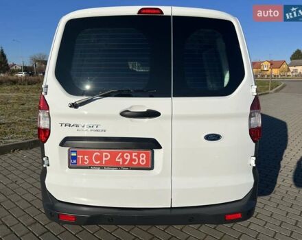 Белый Форд Транзит Коннект, объемом двигателя 1.5 л и пробегом 105 тыс. км за 10599 $, фото 5 на Automoto.ua