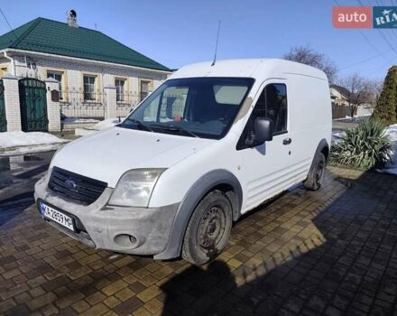 Белый Форд Транзит Коннект, объемом двигателя 1.75 л и пробегом 240 тыс. км за 4300 $, фото 1 на Automoto.ua