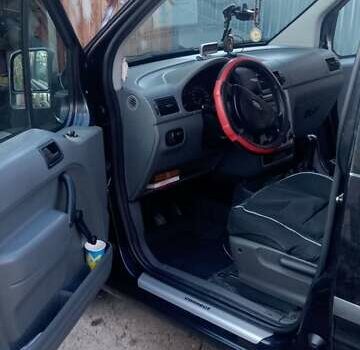 Форд Транзит Коннект 2004 в Борисполе на Automoto.ua Черный Форд Транзит Коннект, объемом двигателя 1.8 л и пробегом 327 тыс. км за 5000 $, фото 5 на Automoto.ua