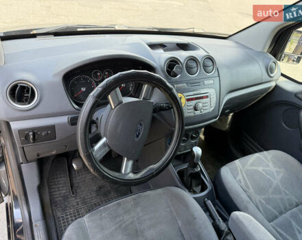 Черный Форд Транзит Коннект, объемом двигателя 1.8 л и пробегом 316 тыс. км за 4200 $, фото 12 на Automoto.ua