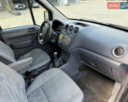 Черный Форд Транзит Коннект, объемом двигателя 1.8 л и пробегом 316 тыс. км за 4200 $, фото 8 на Automoto.ua