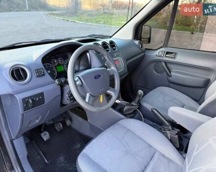 Черный Форд Транзит Коннект, объемом двигателя 1.8 л и пробегом 190 тыс. км за 7000 $, фото 7 на Automoto.ua