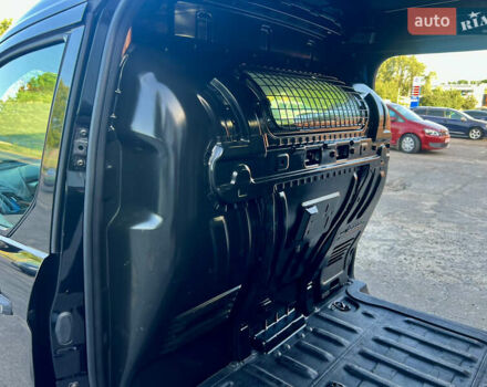 Черный Форд Транзит Коннект, объемом двигателя 1.5 л и пробегом 185 тыс. км за 10500 $, фото 48 на Automoto.ua