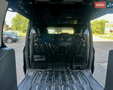 Черный Форд Транзит Коннект, объемом двигателя 1.5 л и пробегом 185 тыс. км за 10500 $, фото 53 на Automoto.ua