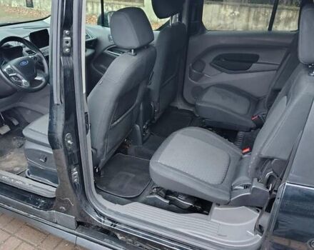 Черный Форд Транзит Коннект, объемом двигателя 2 л и пробегом 226 тыс. км за 17000 $, фото 15 на Automoto.ua