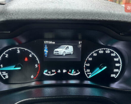 Красный Форд Транзит Коннект, объемом двигателя 1.5 л и пробегом 177 тыс. км за 9900 $, фото 17 на Automoto.ua