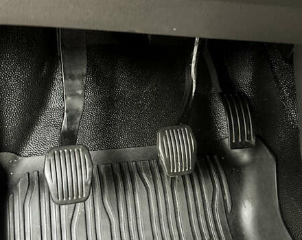 Красный Форд Транзит Коннект, объемом двигателя 1.5 л и пробегом 177 тыс. км за 9900 $, фото 21 на Automoto.ua