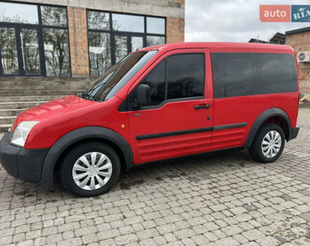 Красный Форд Транзит Коннект, объемом двигателя 1.8 л и пробегом 322 тыс. км за 3800 $, фото 6 на Automoto.ua