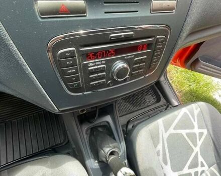Червоний Форд Транзит Коннект, об'ємом двигуна 1.75 л та пробігом 253 тис. км за 4100 $, фото 12 на Automoto.ua