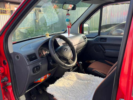 Червоний Форд Транзит Коннект, об'ємом двигуна 1.8 л та пробігом 360 тис. км за 3700 $, фото 1 на Automoto.ua