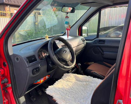 Червоний Форд Транзит Коннект, об'ємом двигуна 1.8 л та пробігом 360 тис. км за 3700 $, фото 1 на Automoto.ua