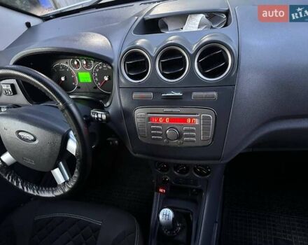Форд Транзит Коннект, объемом двигателя 1.8 л и пробегом 285 тыс. км за 5750 $, фото 8 на Automoto.ua