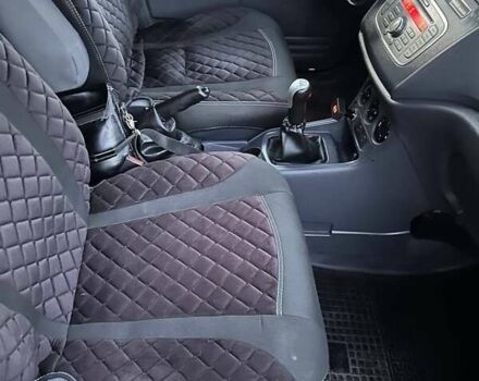 Форд Транзит Коннект, объемом двигателя 1.8 л и пробегом 285 тыс. км за 5750 $, фото 9 на Automoto.ua