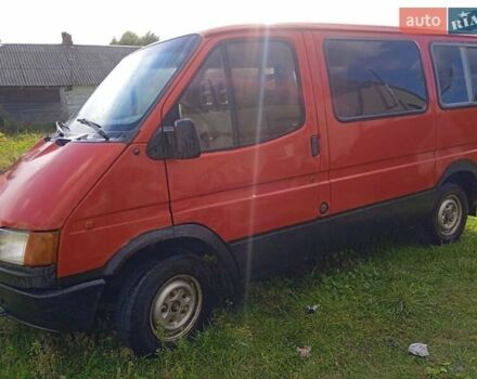 Форд Транзит Коннект, объемом двигателя 2.5 л и пробегом 200 тыс. км за 2300 $, фото 1 на Automoto.ua