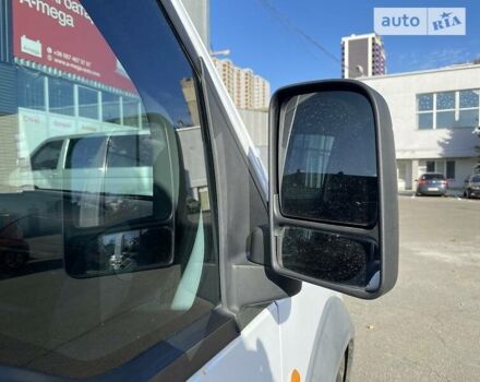 Белый Форд Транзит Коннект пасс., объемом двигателя 1.8 л и пробегом 440 тыс. км за 4100 $, фото 4 на Automoto.ua