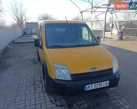 Желтый Форд Транзит Коннект, объемом двигателя 1.8 л и пробегом 2 тыс. км за 3250 $, фото 12 на Automoto.ua