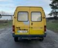 Жовтий Форд Транзит Коннект, об'ємом двигуна 2.5 л та пробігом 250 тис. км за 4000 $, фото 6 на Automoto.ua