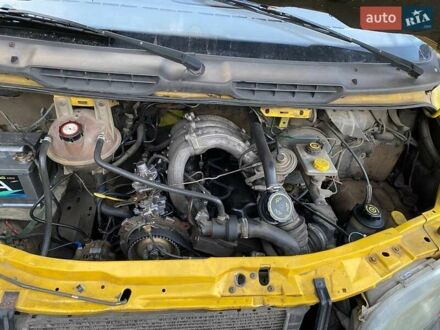 Форд Транзит Коннект 2002 в Луцке на Automoto.ua Желтый Форд Транзит Коннект, объемом двигателя 2.5 л и пробегом 250 тыс. км за 4000 $, фото 1 на Automoto.ua