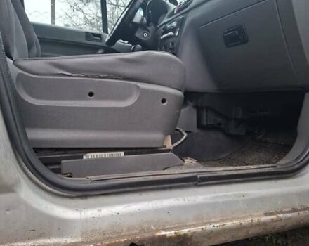 Сірий Форд Транзит Коннект, об'ємом двигуна 1.75 л та пробігом 560 тис. км за 1999 $, фото 6 на Automoto.ua