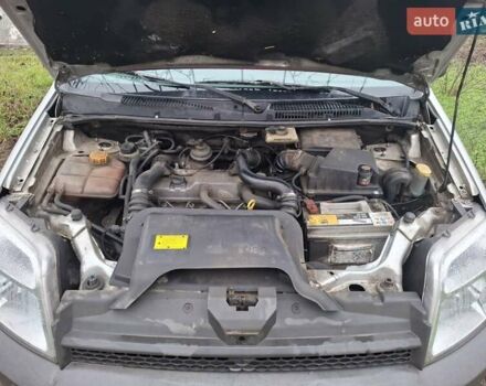 Сірий Форд Транзит Коннект, об'ємом двигуна 1.75 л та пробігом 560 тис. км за 1999 $, фото 12 на Automoto.ua