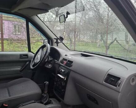 Сірий Форд Транзит Коннект, об'ємом двигуна 1.75 л та пробігом 560 тис. км за 1999 $, фото 2 на Automoto.ua