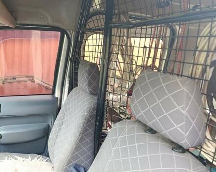 Сірий Форд Транзит Коннект, об'ємом двигуна 1.8 л та пробігом 334 тис. км за 4900 $, фото 6 на Automoto.ua